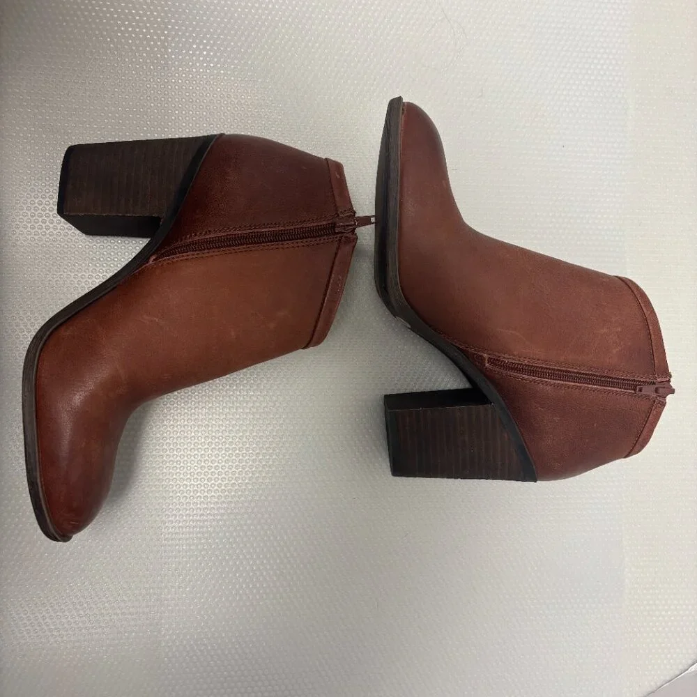 NWOT: Lucky Brand Heeled Brown Leather Booties Boots Women's Size 11 - 2128 - Picture 8 of 10